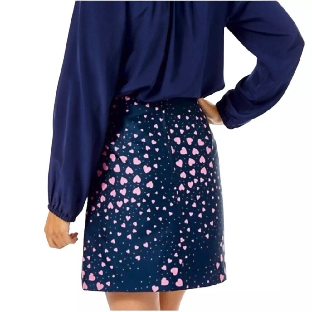 Lilly Pulitzer Navy Mini Skirt with Pink Heart Print - Picture 3 of 6